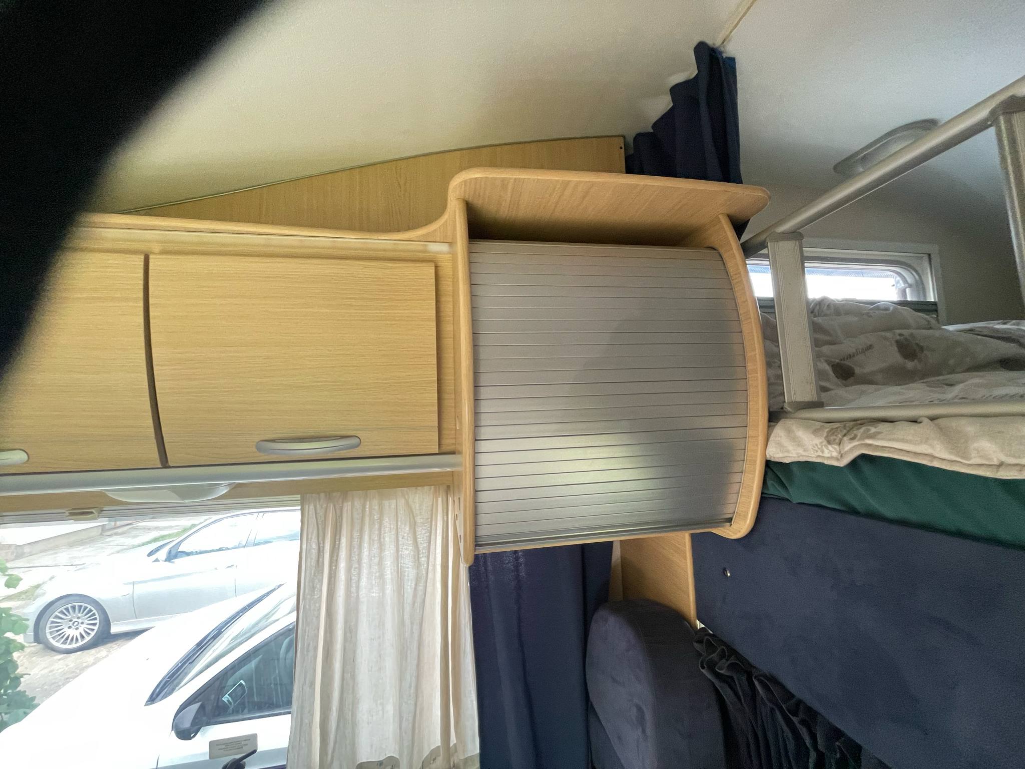 Kamper FIAT DUCATO 2007 god. Mot.2,3 -160.ks.6 mesta za voznju i 6 za spavanje . - Slika 10