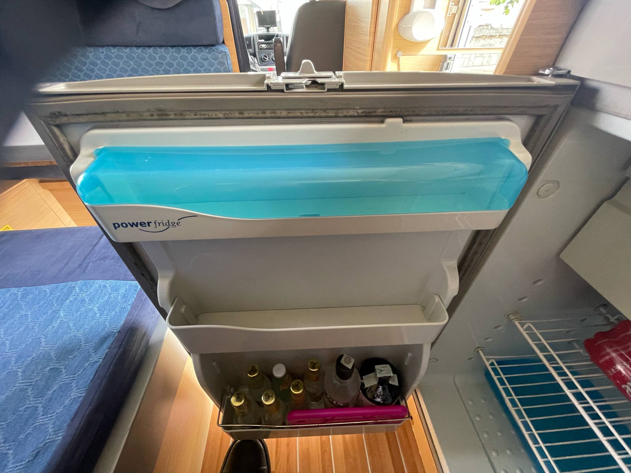 Kamper FIAT DUCATO 2007 god. Mot.2,3 -160.ks.6 mesta za voznju i 6 za spavanje . - Slika 18