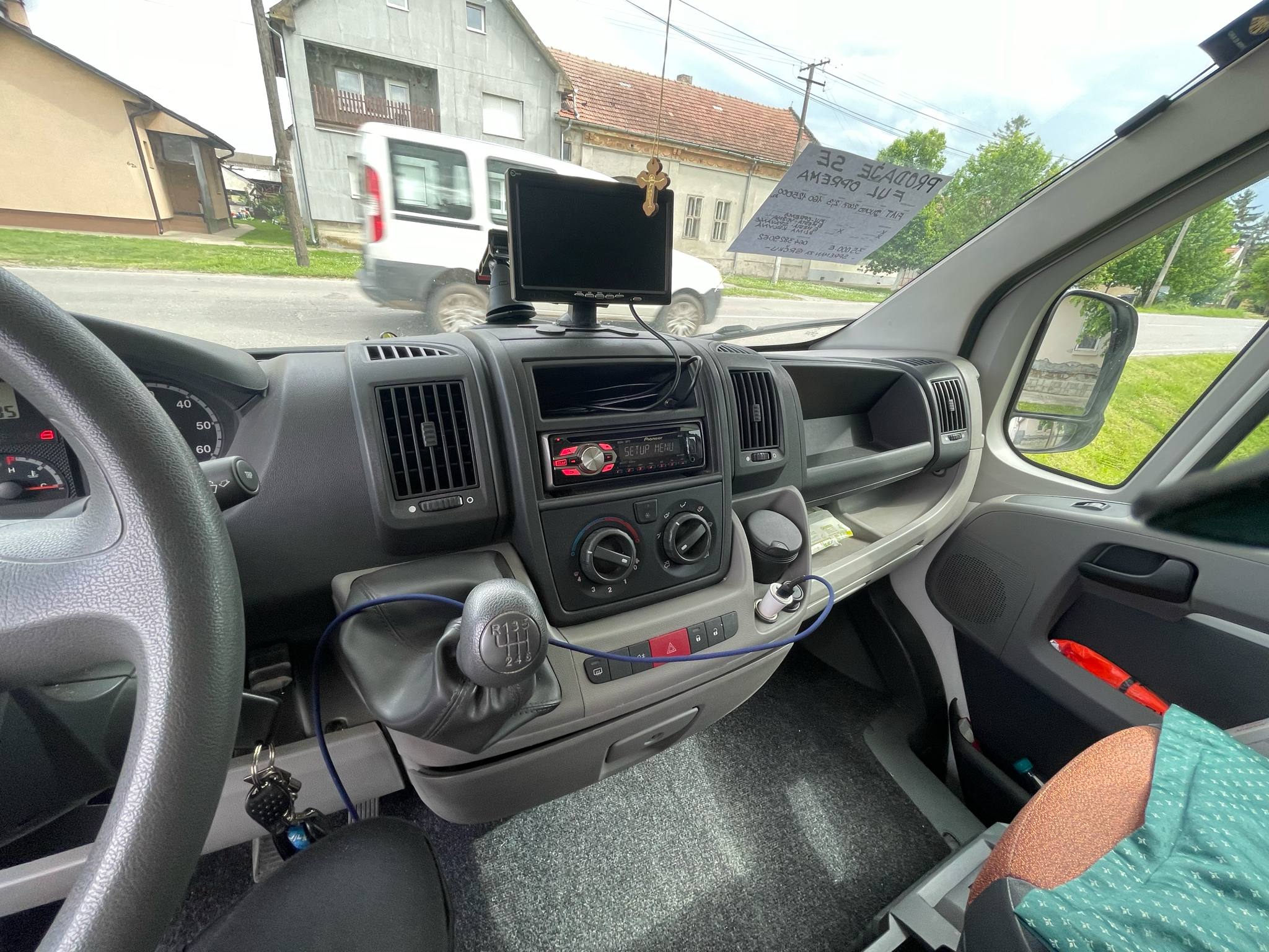 Kamper FIAT DUCATO 2007 god. Mot.2,3 -160.ks.6 mesta za voznju i 6 za spavanje . - Slika 22