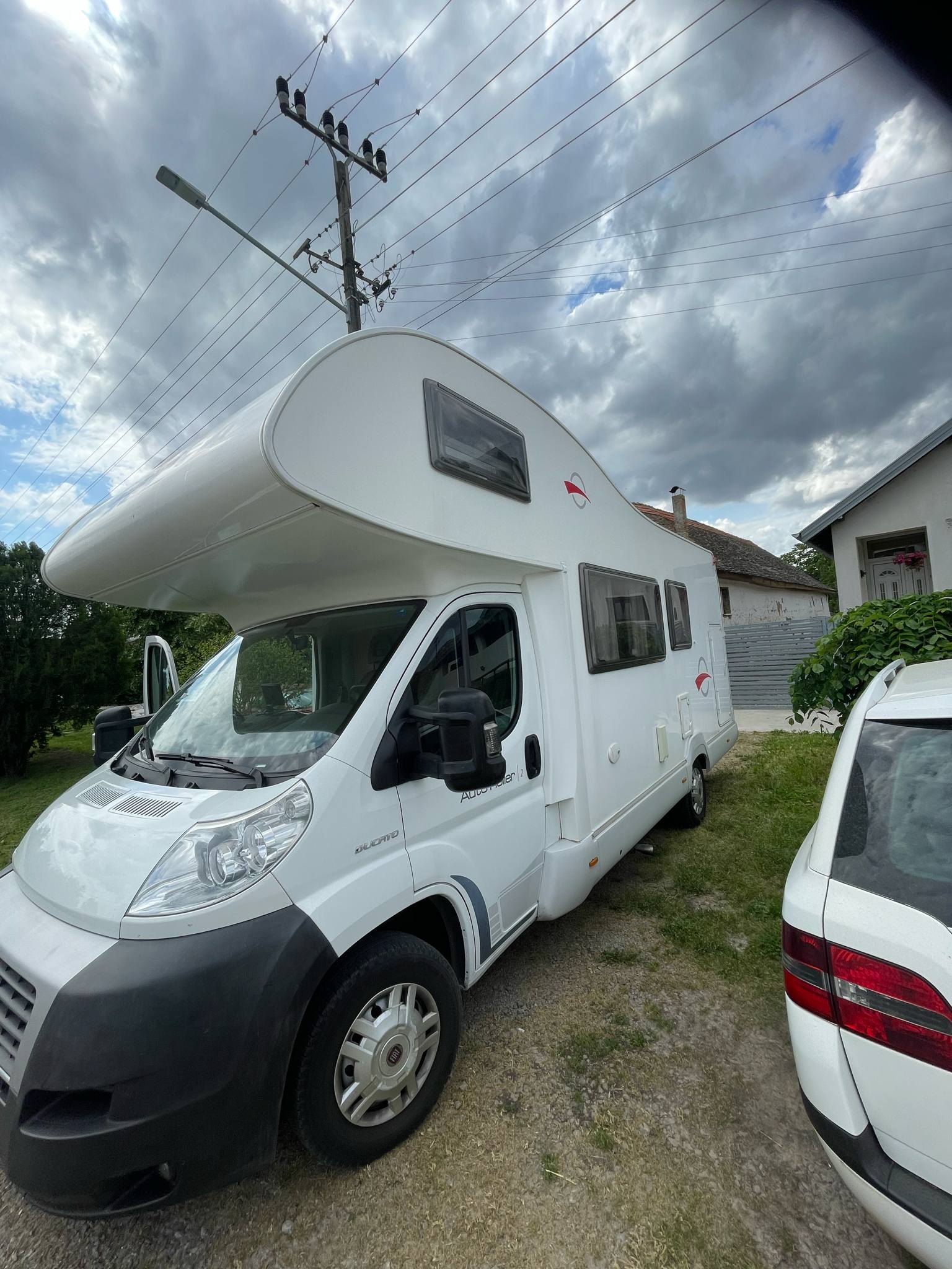 Kamper FIAT DUCATO 2007 god. Mot.2,3 -160.ks.6 mesta za voznju i 6 za spavanje .