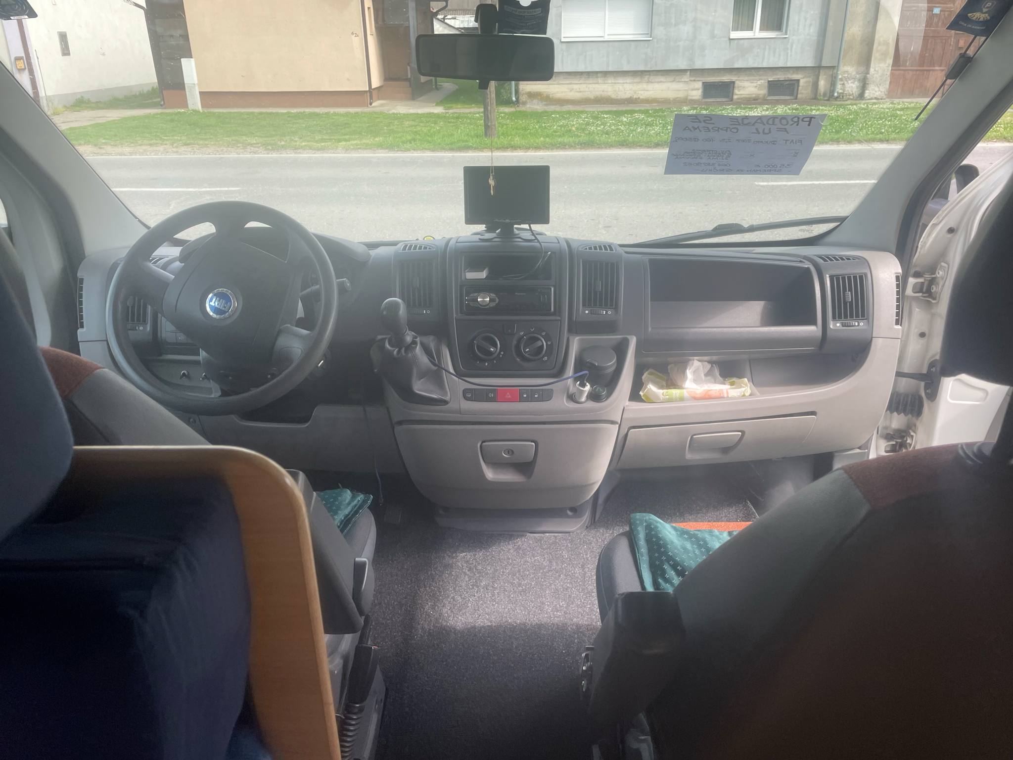 Kamper FIAT DUCATO 2007 god. Mot.2,3 -160.ks.6 mesta za voznju i 6 za spavanje . - Slika 28