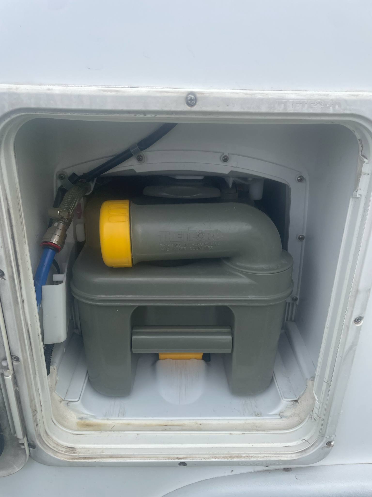 Kamper FIAT DUCATO 2007 god. Mot.2,3 -160.ks.6 mesta za voznju i 6 za spavanje . - Slika 6