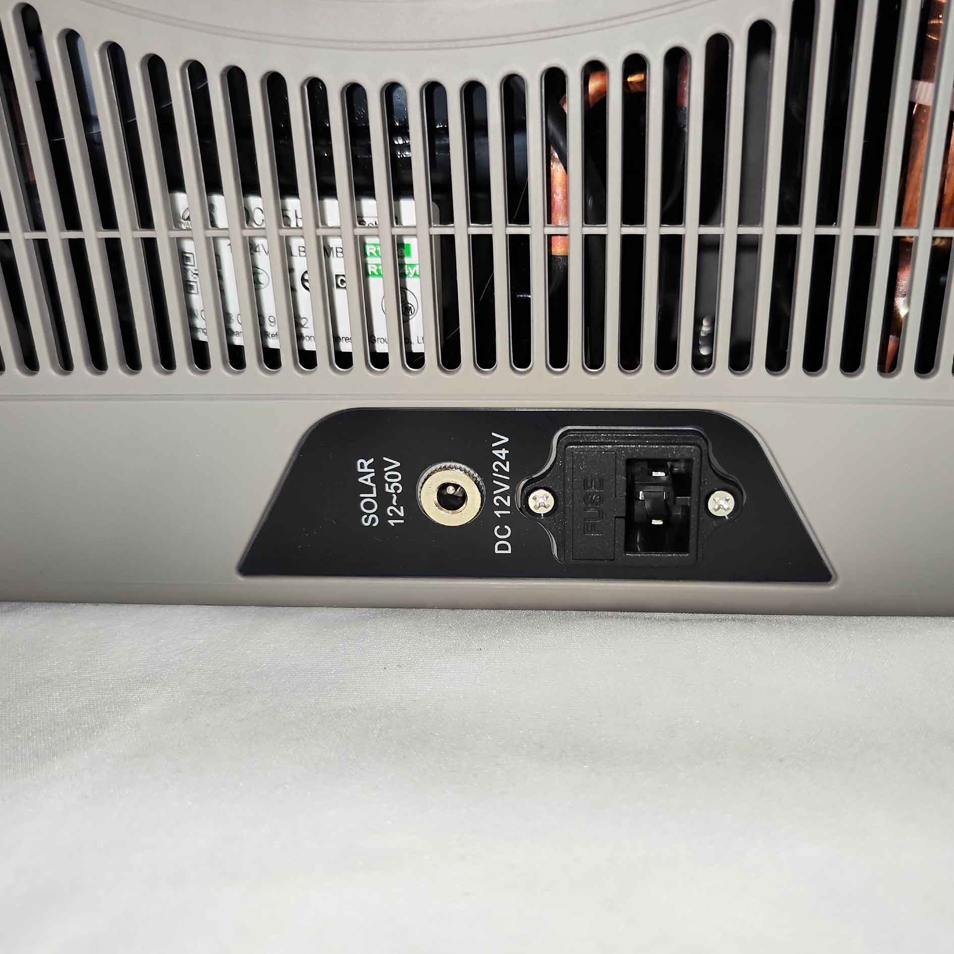 Alpicool EC15 15L kompresorski automobilski frižider sa zamrzivačem, kamp frižider sa DC 12v, prenosiva mini kutija za hlađenje za kamion, kamper, čamac, -20℃ do 20℃,... - Slika 11