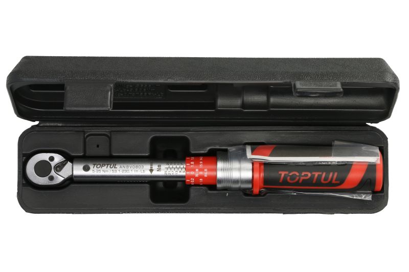 Ključ moment prihvat: 1/4", raspon momenta: 5-25 Nm, dužina: 29,5 cm; TOPTUL ANBV0803
