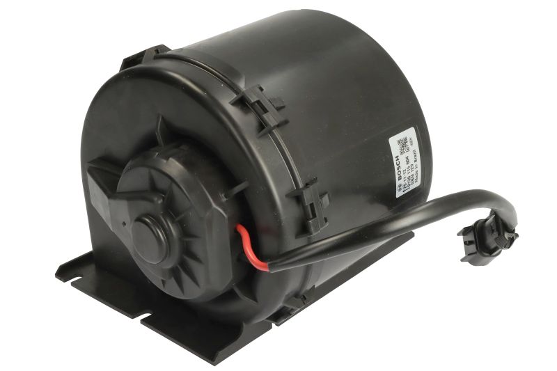 Ventilator kabine/unutrašnjeg prostora HIGHWAY AUTOMOTIVEodgovara JOHN DEERE 100, 110, 1010, 1010C, 1020, 1030, 1030 OU, 1030CU, 1030VU, 1032, 1035, 1035EF, 1035EV, 1040, 1040F, 1040V, 1042, 1050, 1050C, 1052, 1055, 1065, 1068H, 1070, 1072