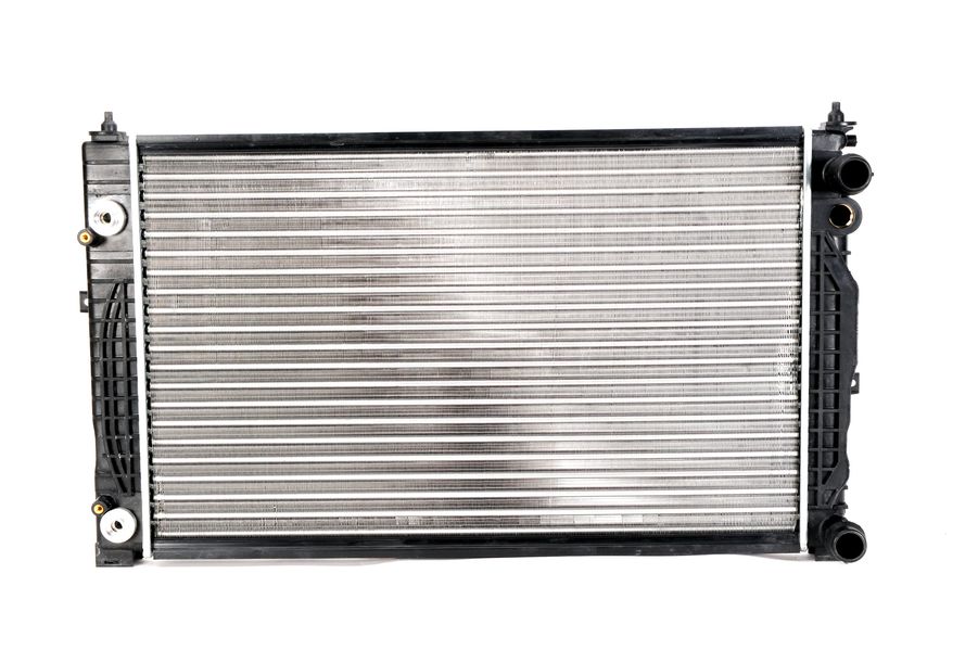 Hladnjak motora ZA : AUDI A4 A6 SKODA SUPERB VW PASSAT THERMOTEC D7A006TT