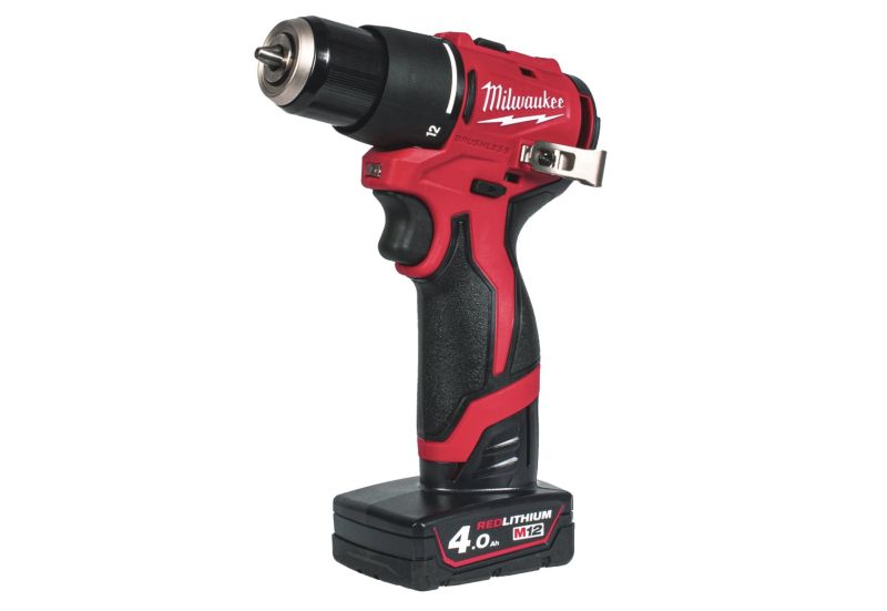 Bušilica-odvijač MILWAUKEE M12 BLPDRC-402C, tip: kompaktan, napajanje: na baterije 10 mm, napon: 12V, max. okretni moment: 40Nm, broj baterija: 2 4 Ah baterija uključena: Da broj baterija: 2, MILWAUKEE 4933500424