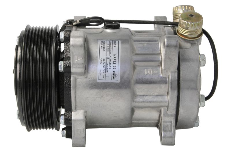 Kompresor klime SD7H15, promer remenice 119mm, 12V ZA : RENAULT ESPACE II 2.0/2.1D/2.2 1991-1996 NRF NRF32132